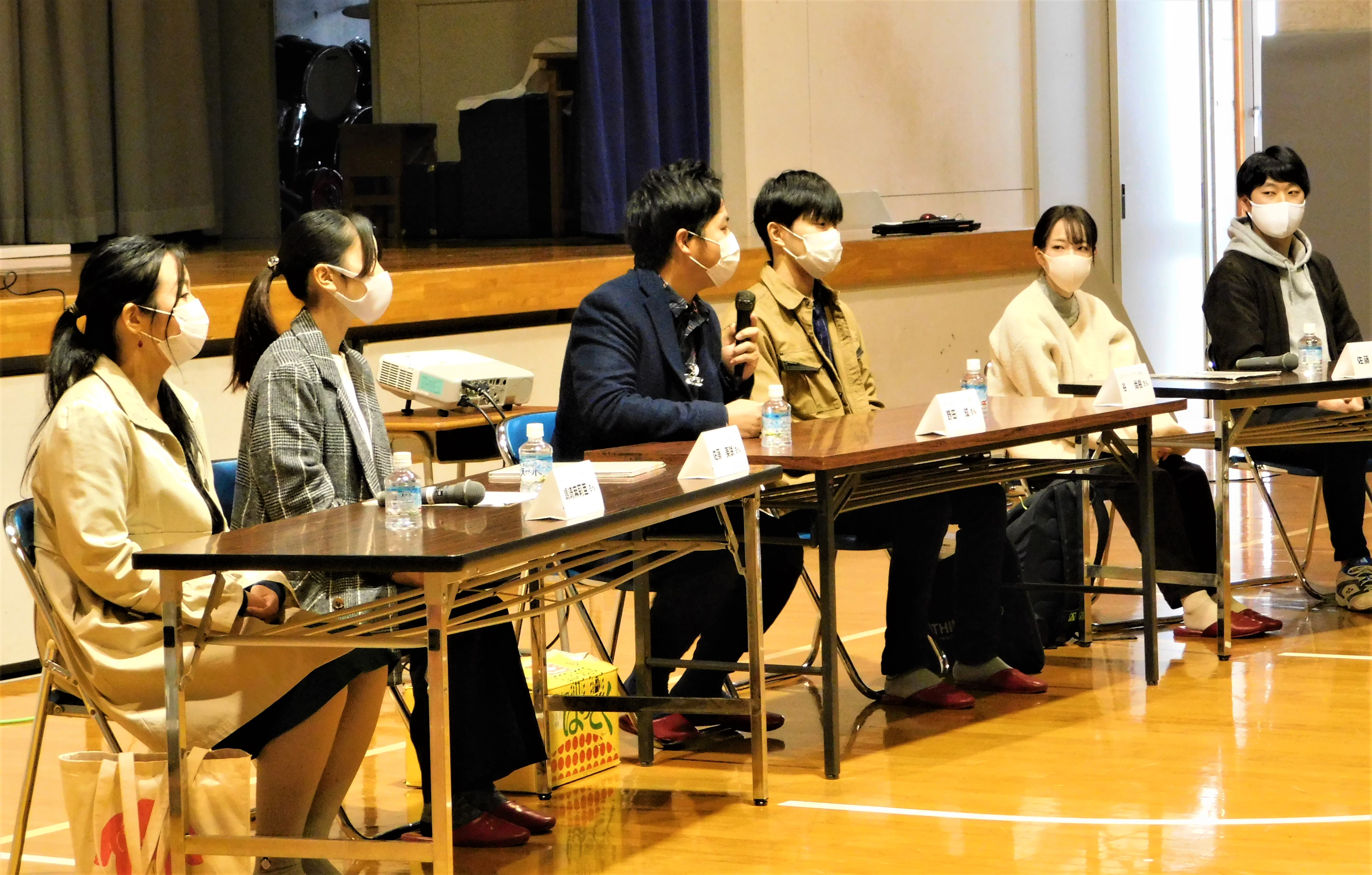 本学学生が秋田公立美術大学附属高等学院にて連携授業を行いました